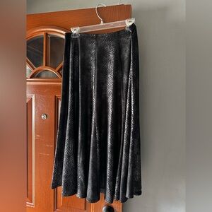 Snake print vintage skirt